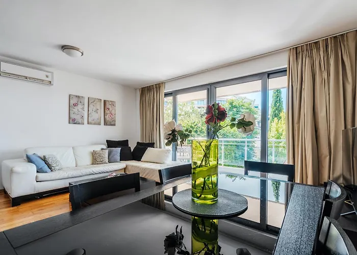 Blue Horison Apartments By In Property