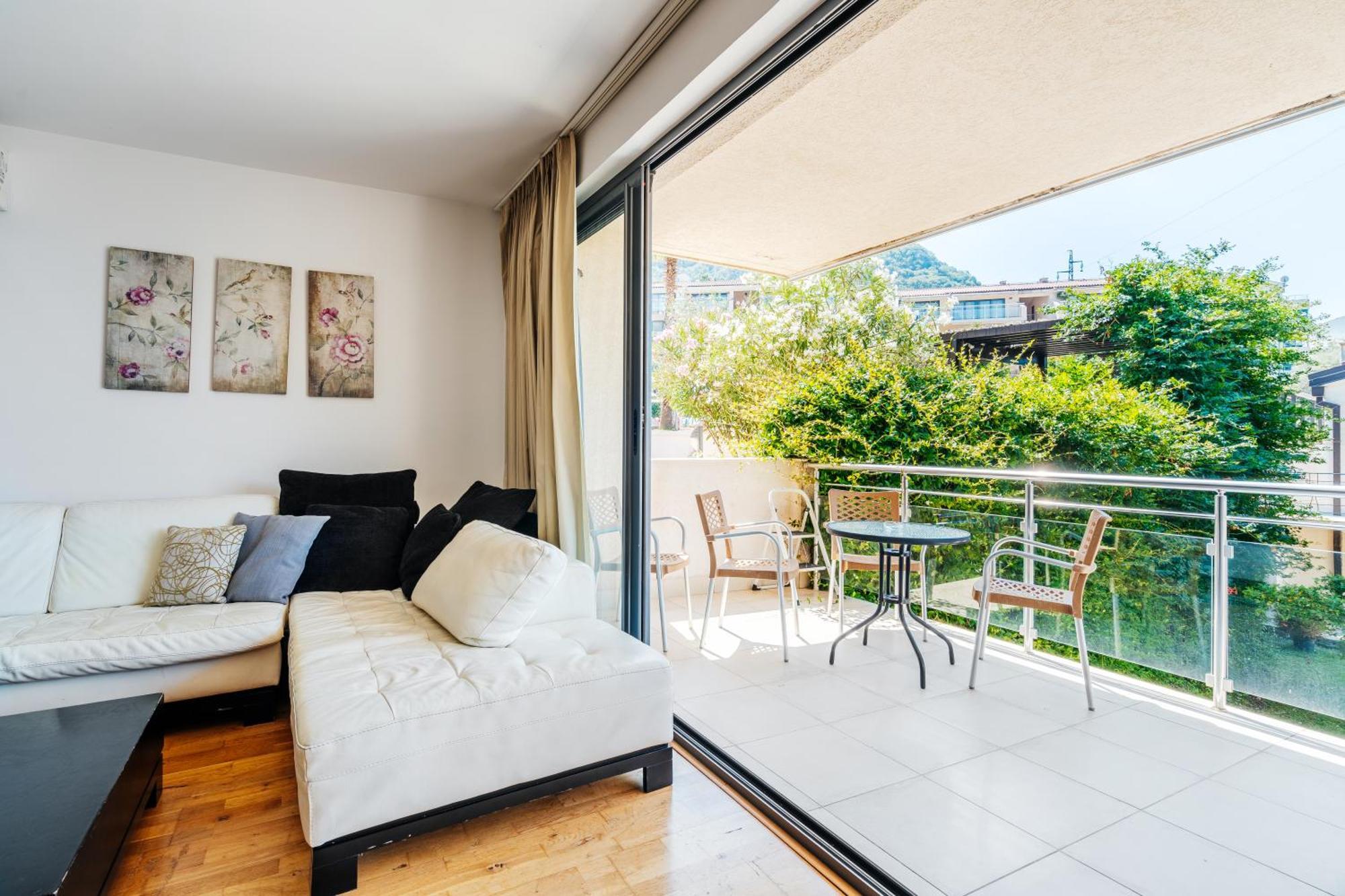Blue Horison By In Appartement *